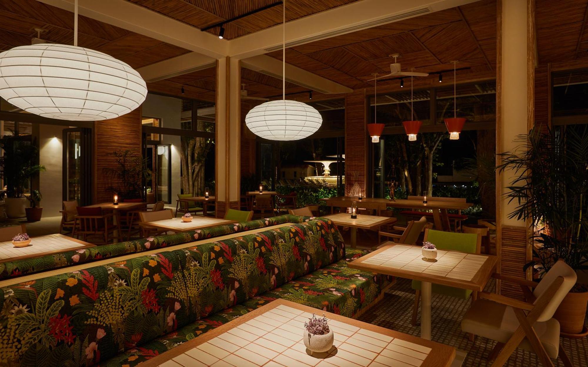 The Standard, Hua Hin Hotel Exterior foto Interior of a restaurant